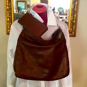 Coach Hobo Style Shoulder Bag